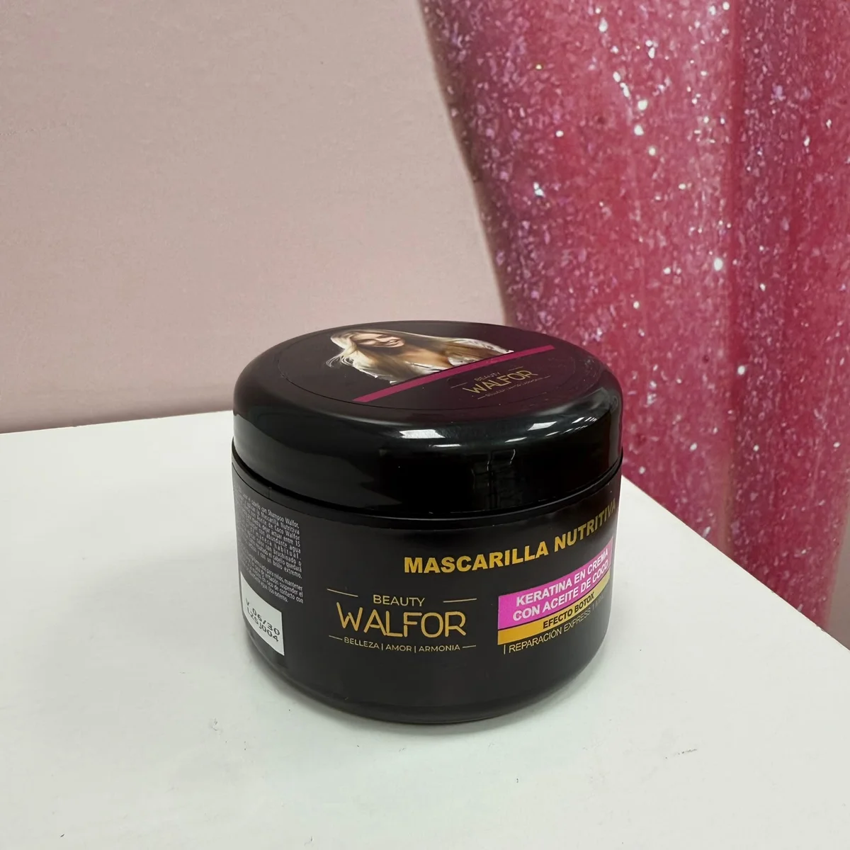 MASCARILLA NUTRITIVA KERATINA EN CREMA CON ACEITE DE COCO 250G WALFOR