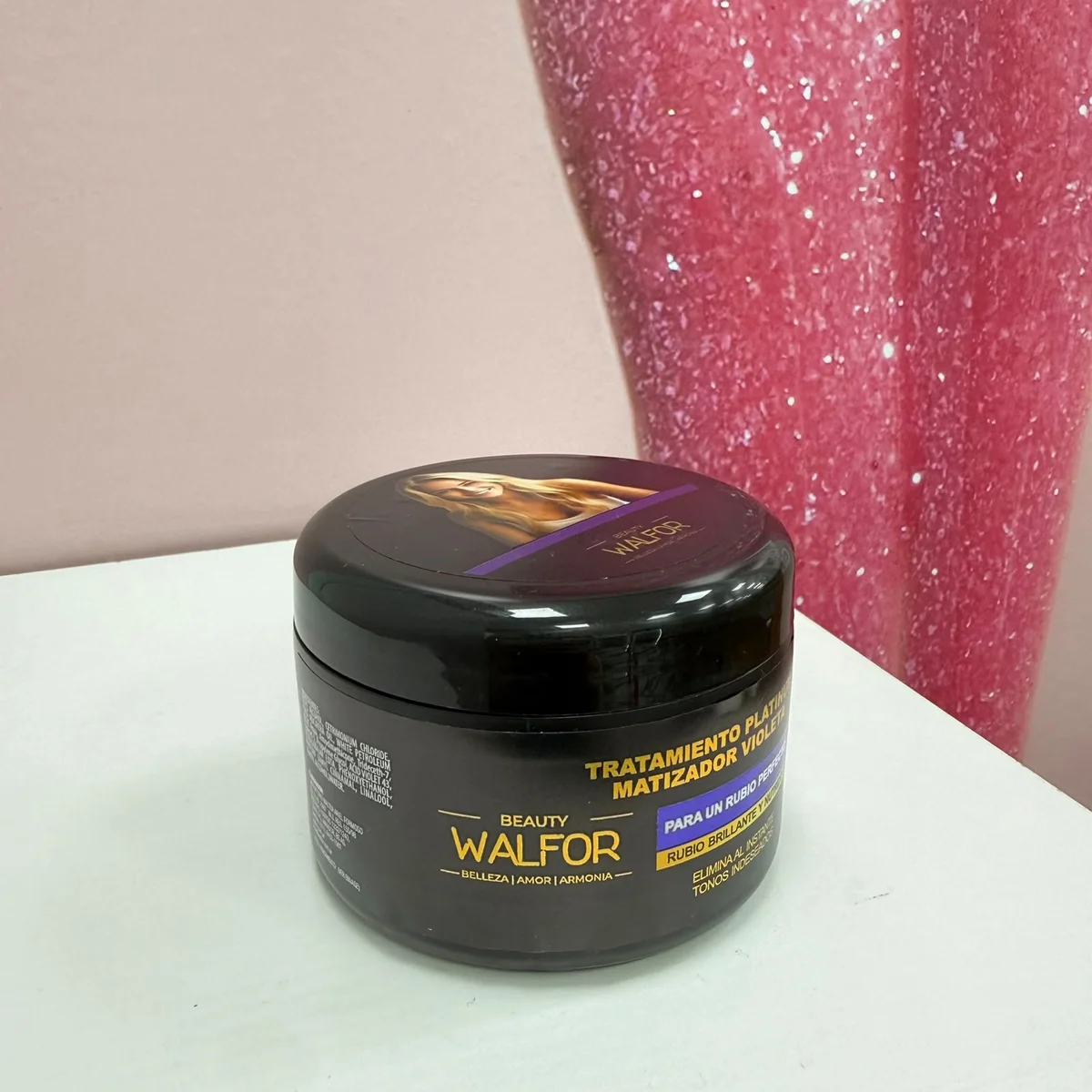 TRATAMIENTO PLATINUM MATIZADOR VIOLETA PARA UN RUBIO PERFECTO 250G WALFOR