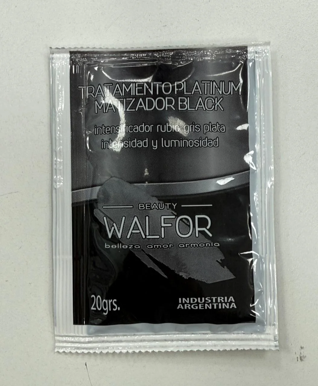 TRATAMIENTO PLATINUM MATIZADOR BLACK 20G